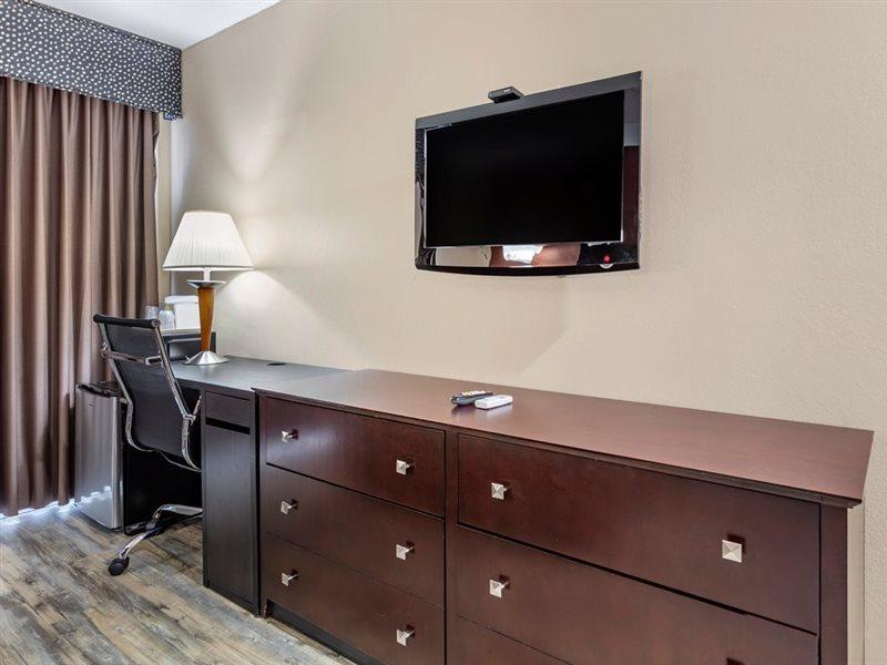 Econo & - Westbrook Hotel 3*